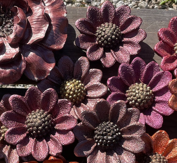 Mini-Workshop på marknad - måla betongblommor